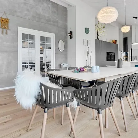 Gunborg - 400m From The Sea By Interhome *