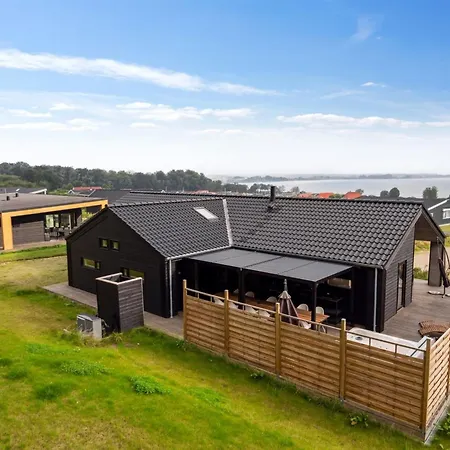 Gunborg - 400m From The Sea By Interhome Feriehus *