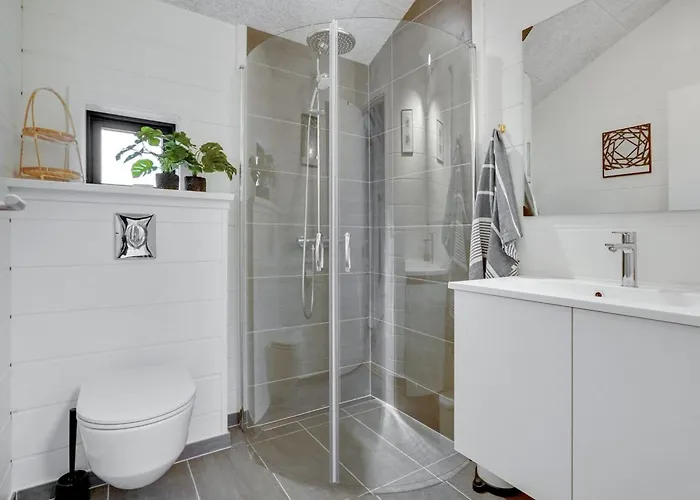 Дом отдыха Gunborg - 400m From The Sea By Interhome Sjolund